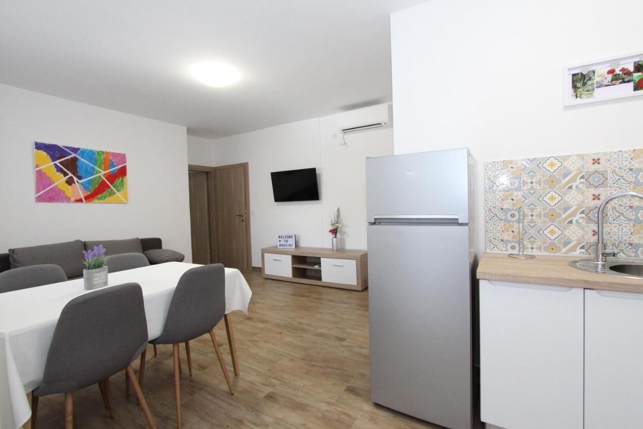 Apartments Eni Ρόβινι Εξωτερικό φωτογραφία