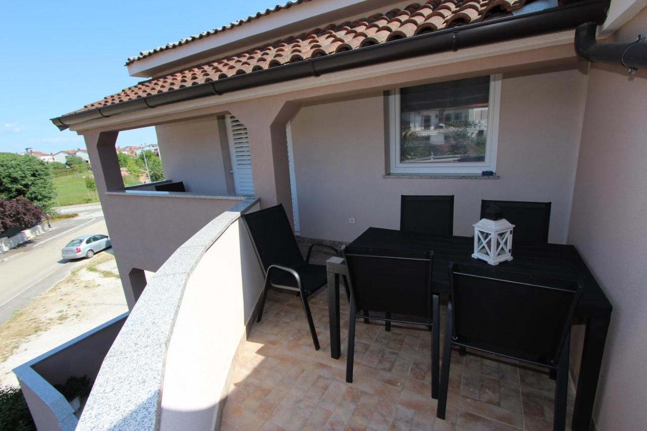Apartments Eni Ρόβινι Εξωτερικό φωτογραφία