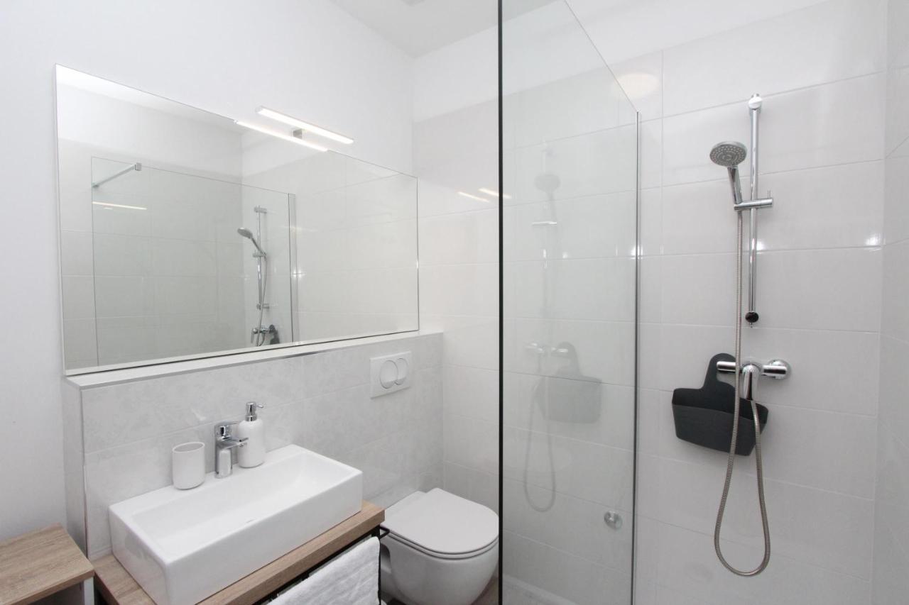 Apartments Eni Ρόβινι Εξωτερικό φωτογραφία