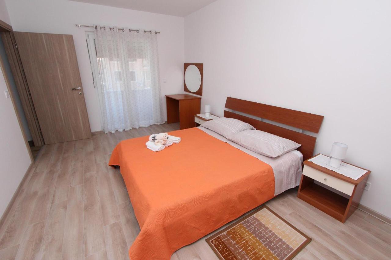 Apartments Eni Ρόβινι Εξωτερικό φωτογραφία