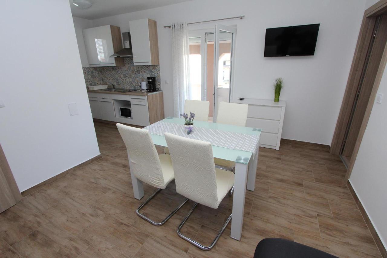 Apartments Eni Ρόβινι Εξωτερικό φωτογραφία