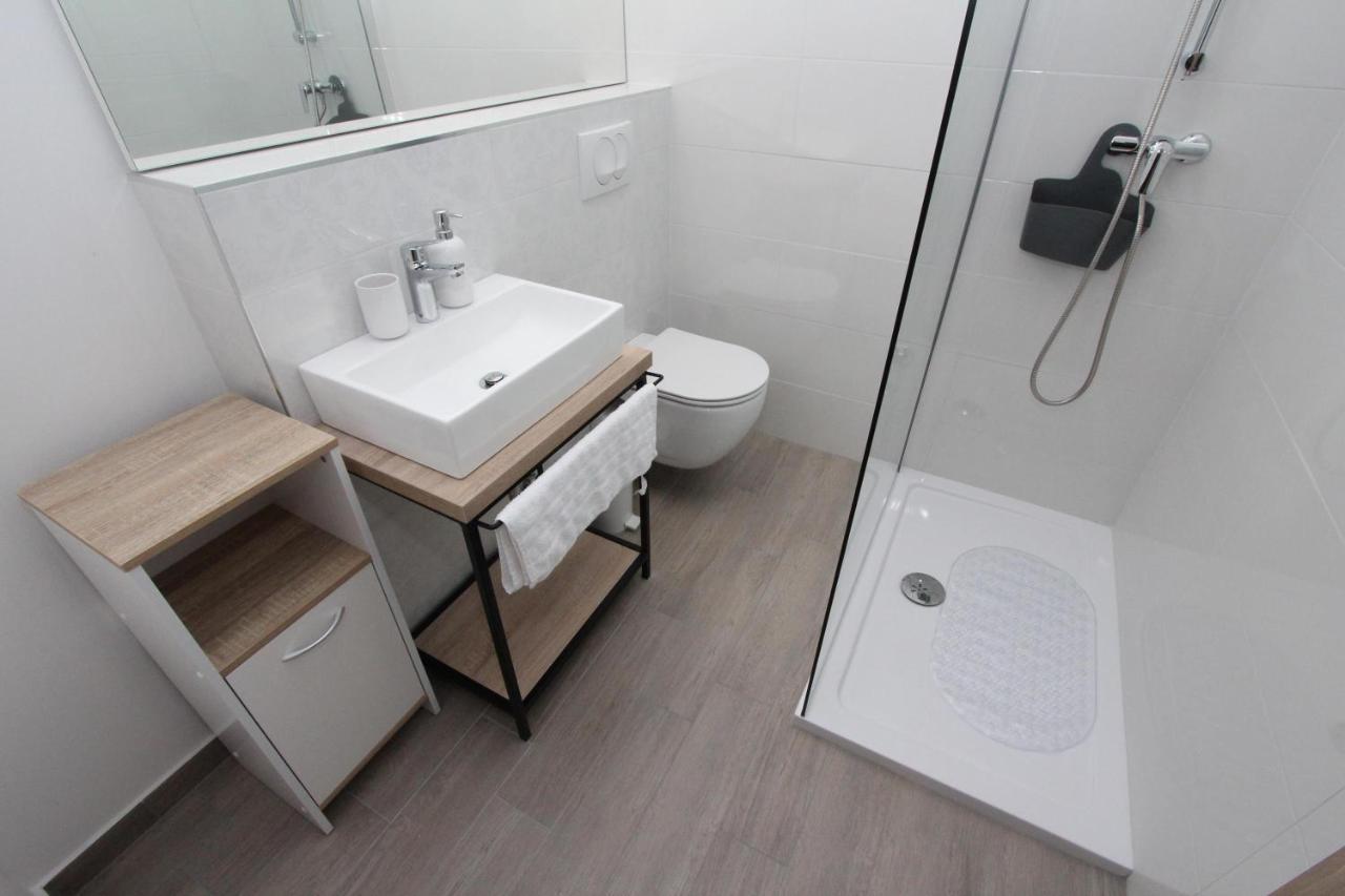 Apartments Eni Ρόβινι Εξωτερικό φωτογραφία