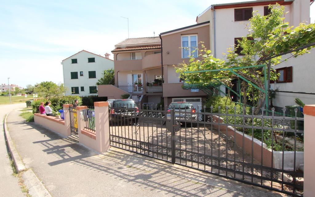 Apartments Eni Ρόβινι Εξωτερικό φωτογραφία